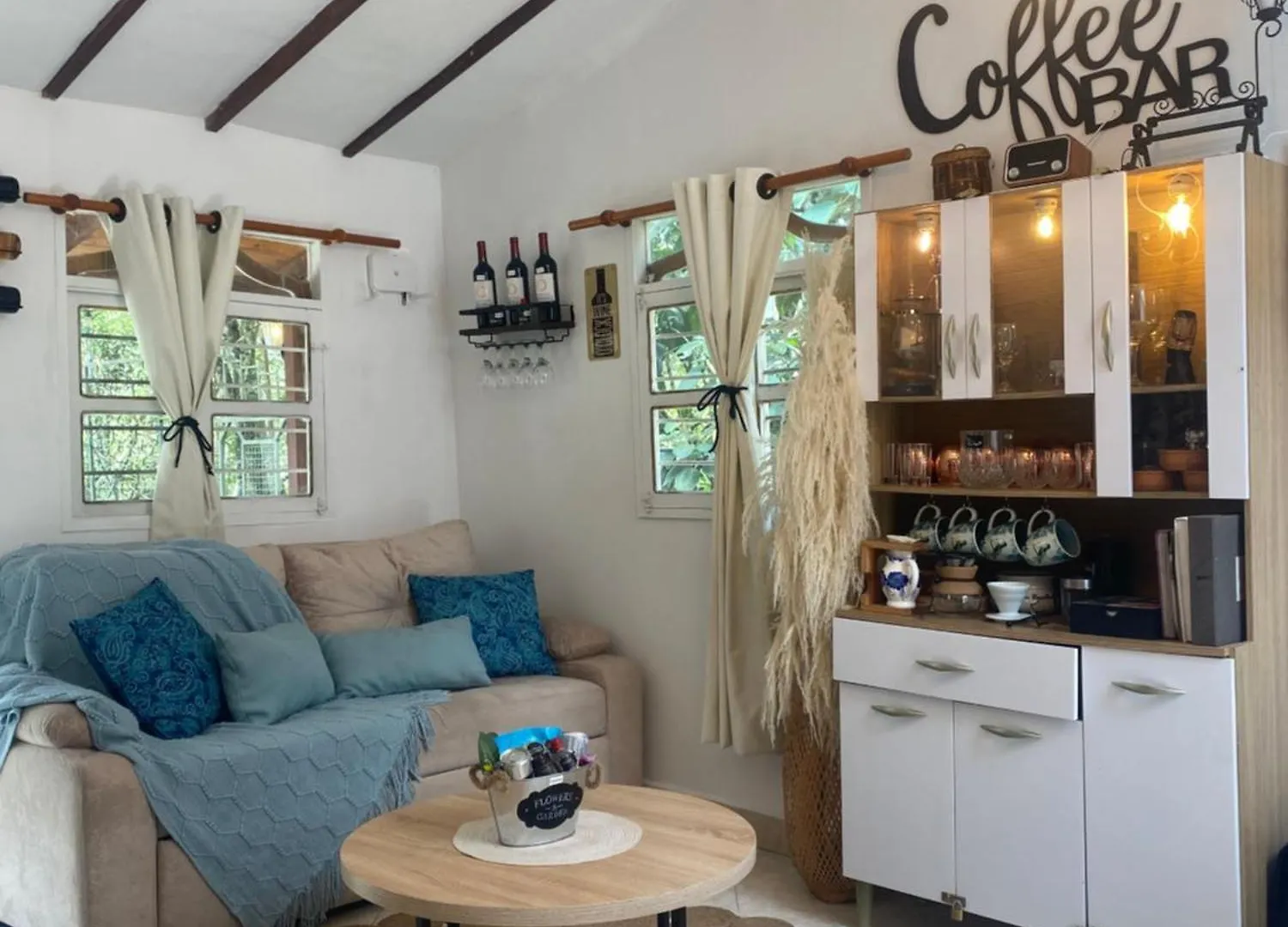 Cabernet Cabana - La Cava Lodge Medellín