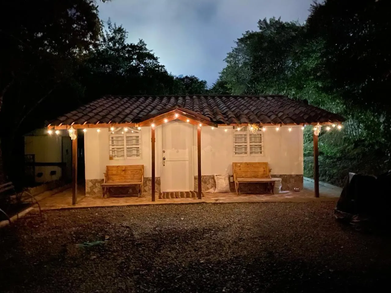 Cabernet Cabana - La Cava Lodge location